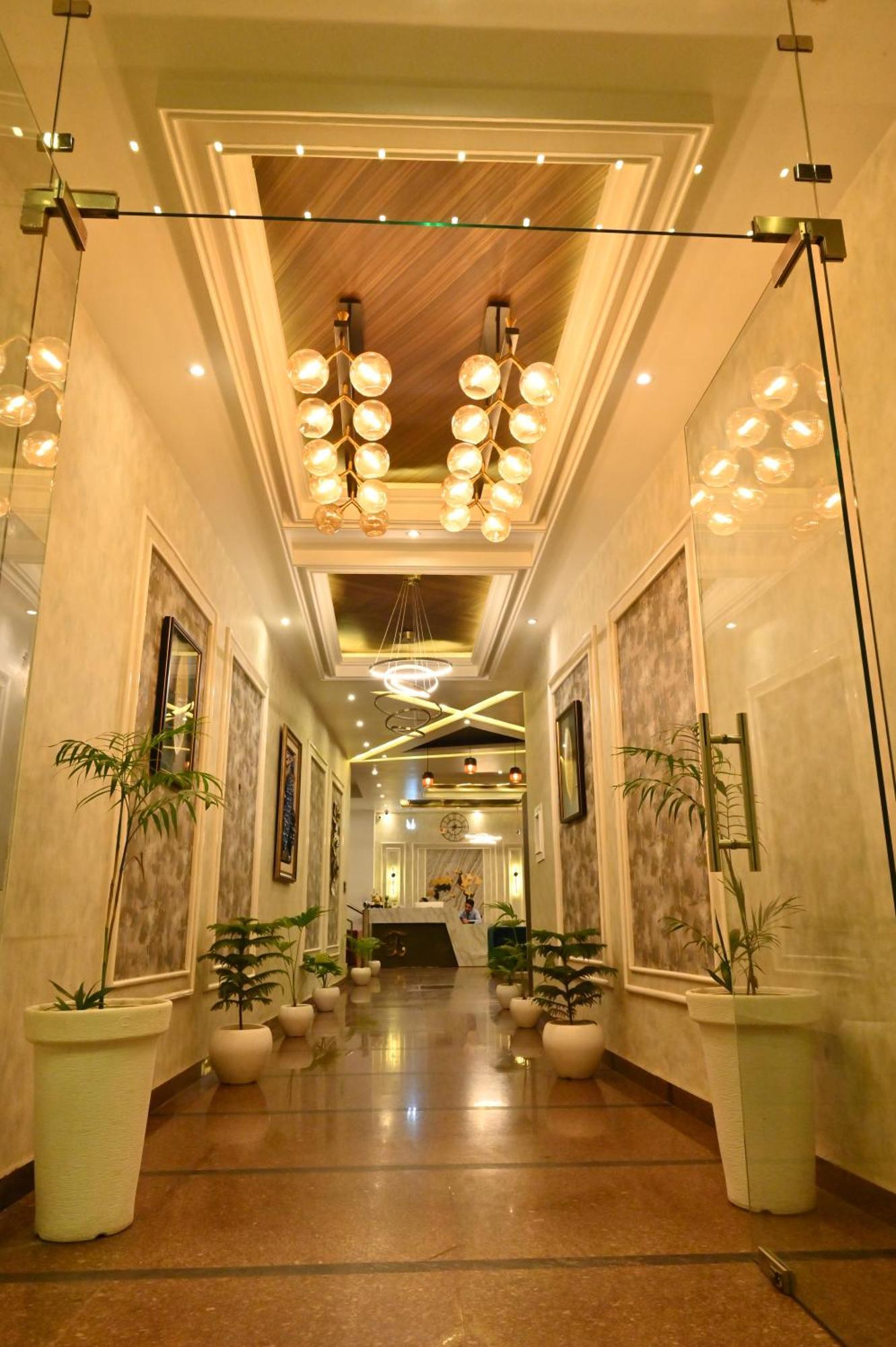 Hotel Elite Amritsar Buitenkant foto